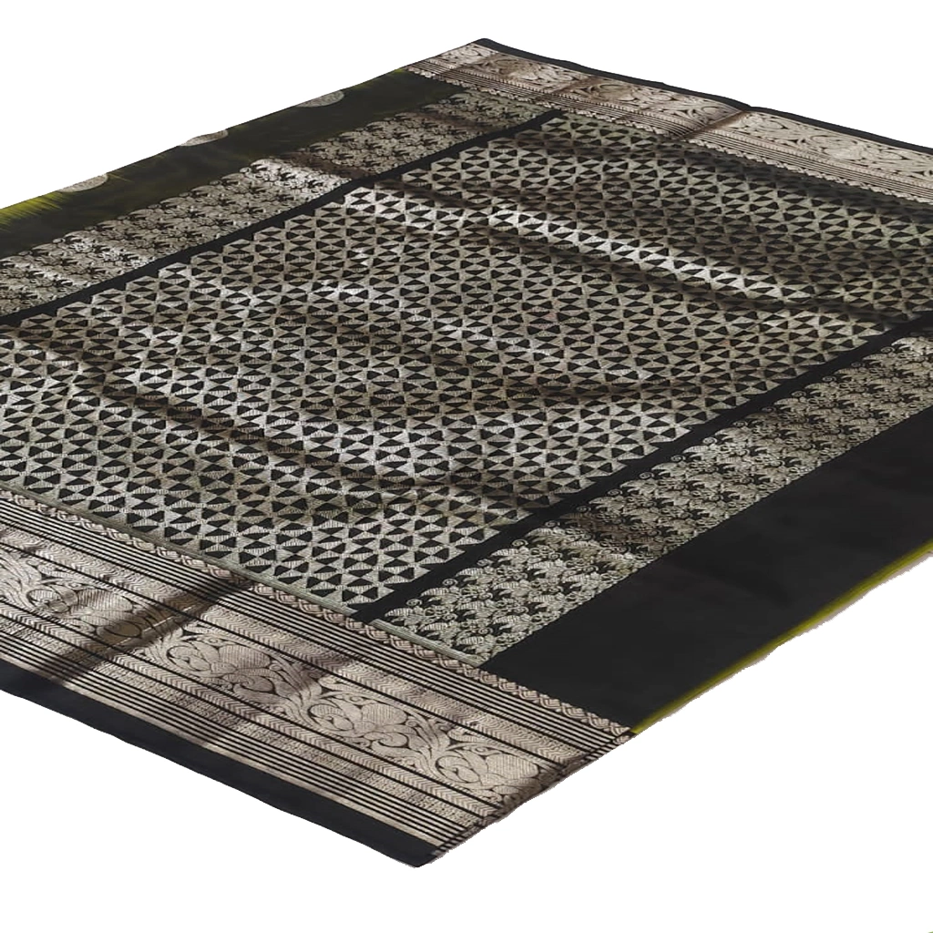 Handwoven Venkatagiri Pure Pattu Saree
(Handloom & Silk mark Certified)