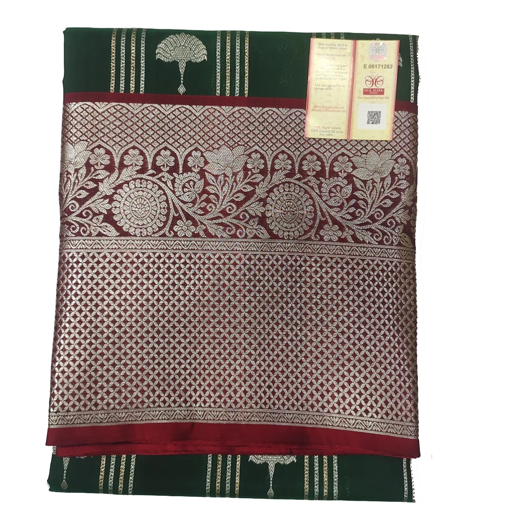 Handwoven Venkatagiri Pure Pattu Saree
(Handloom & Silk mark Certified)