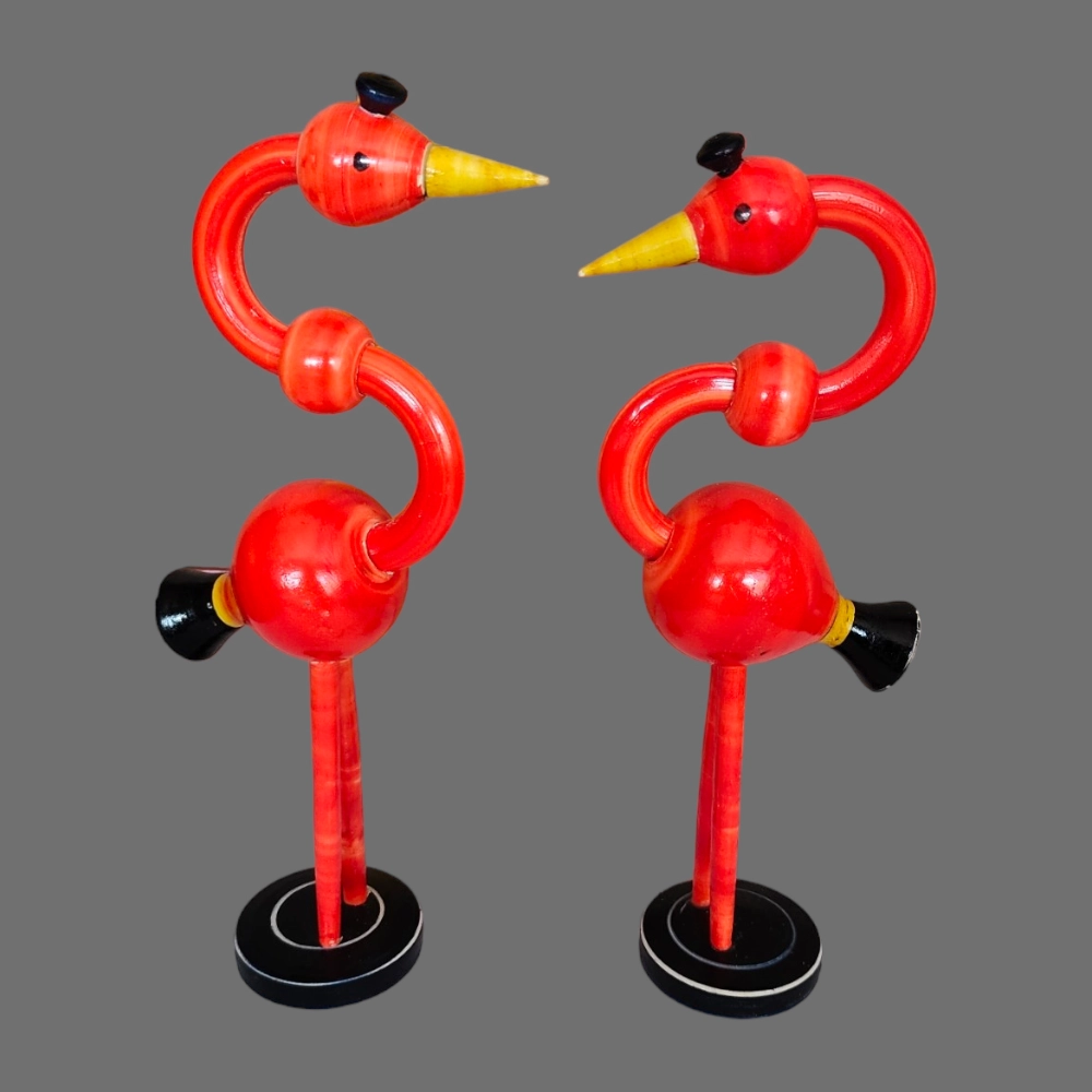 [WCEK2CR] Etikoppaka Home Decor Wooden Crafted Swan Pair Set
