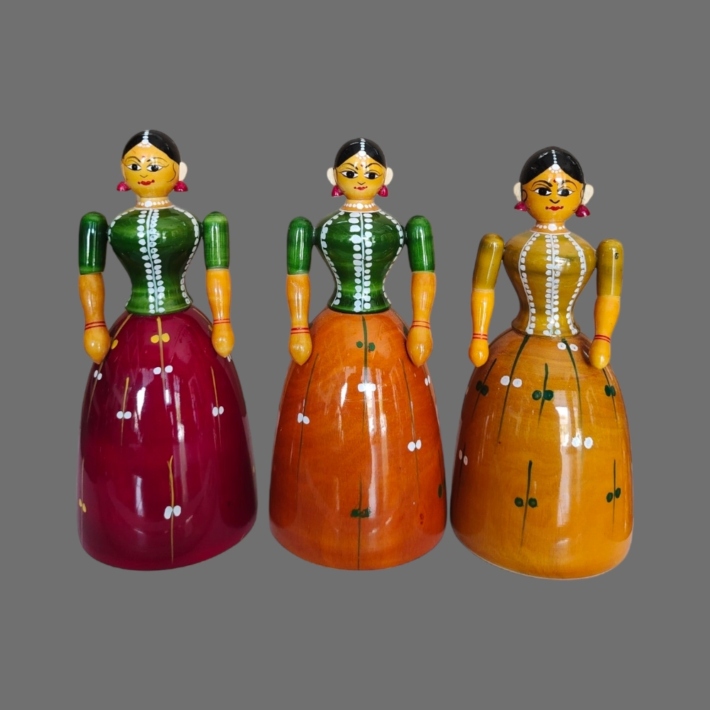 [WCEK3GG] Etikoppaka Home Decor Wooden Crafted Three Girls Traditional