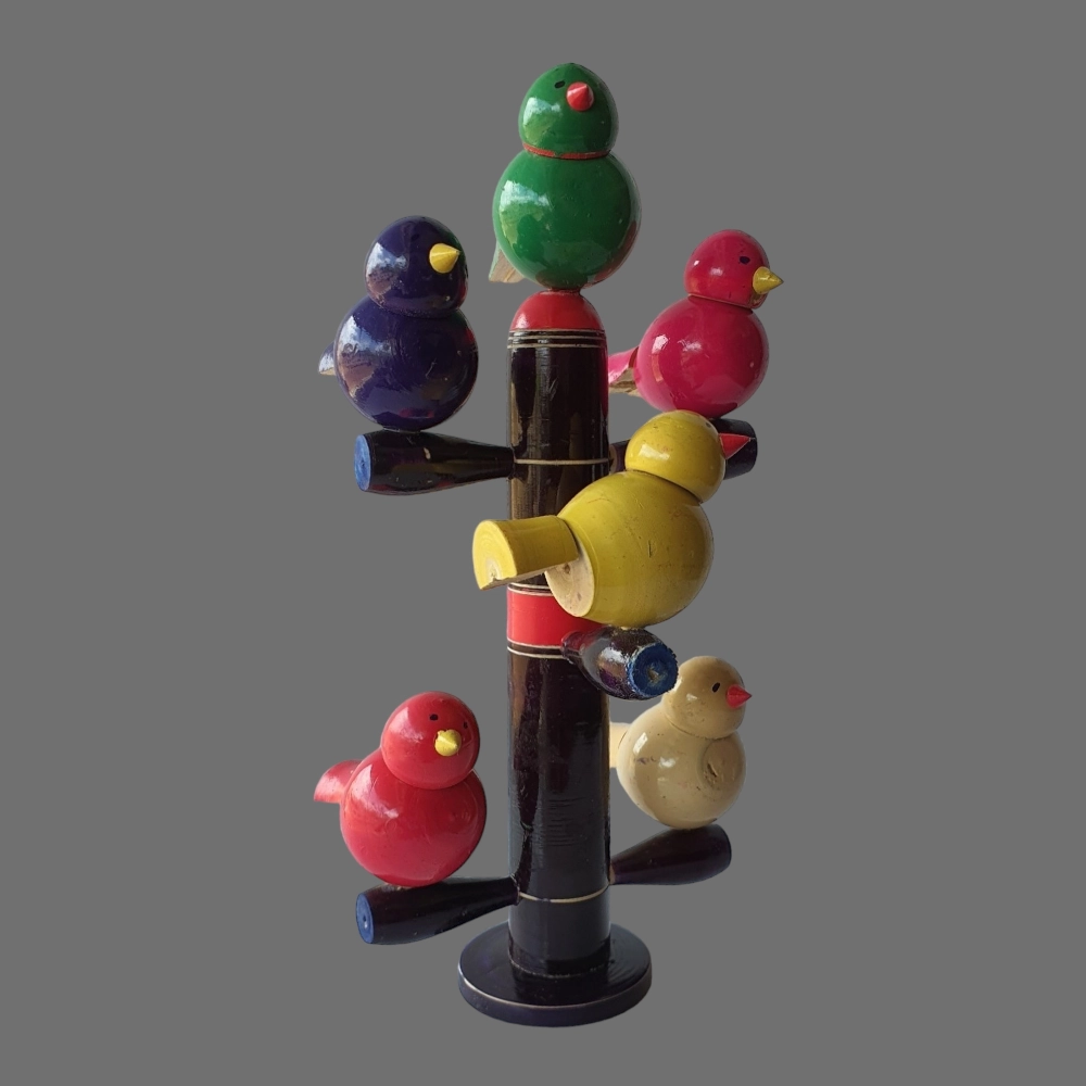 [WCEK1ST6BI] Etikoppaka Home Decor Wooden Crafted Different Colour Birds