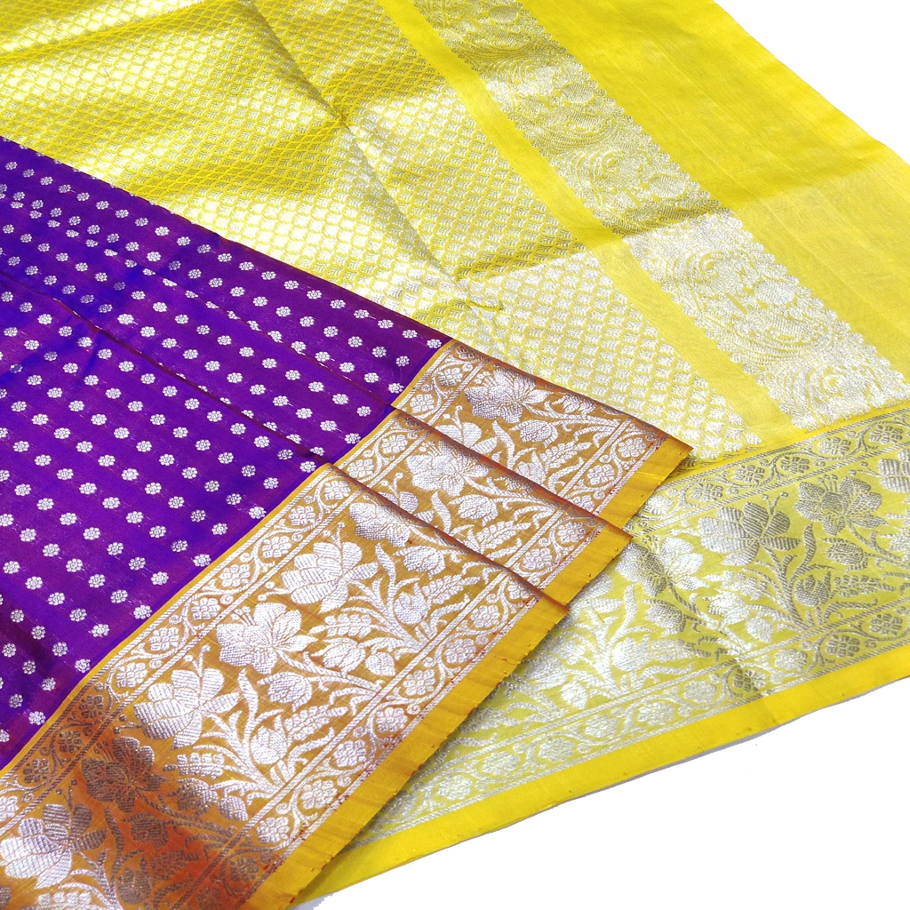 [VGSSBYI] Handwoven Venkatagiri Pure Pattu Saree
(Handloom & Silk mark Certified)